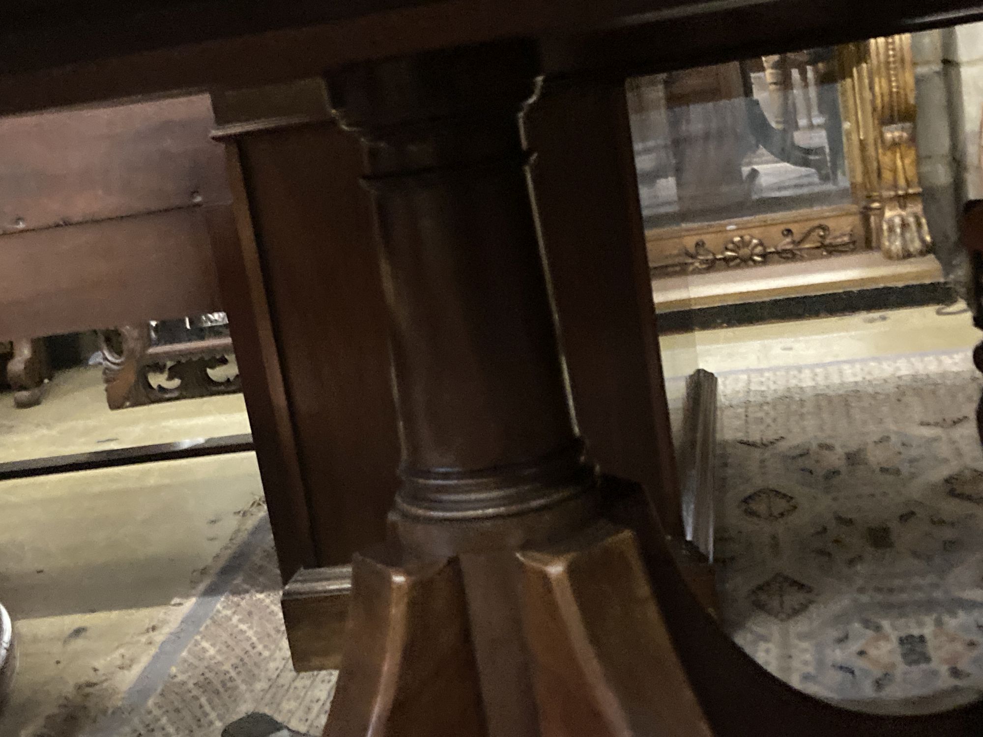 A George III oval mahogany tilt top dining table, width 158cm depth 120cm height 74cm